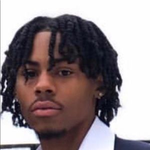 Meet your Posher, Derrius